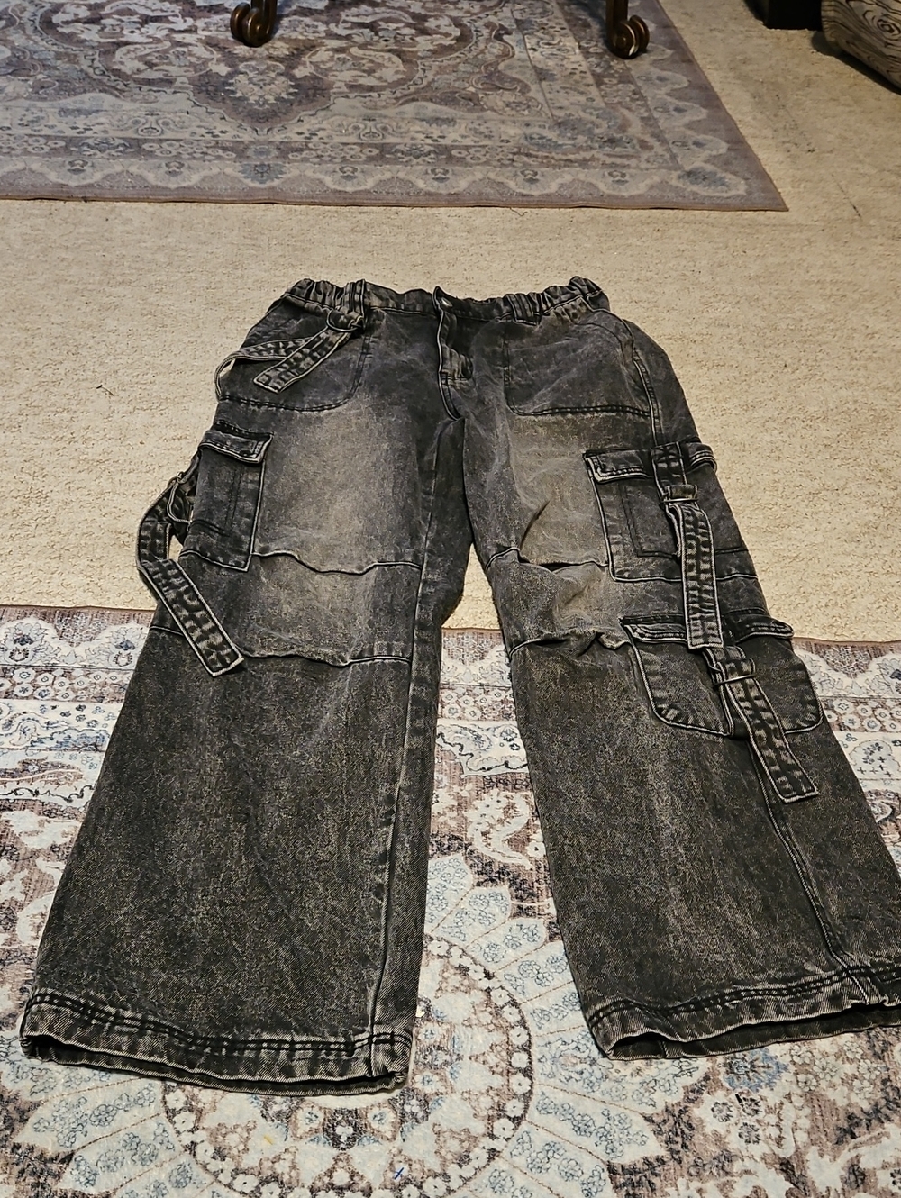 Washed Black Wide-Leg Cargo Jeans with Strap Details